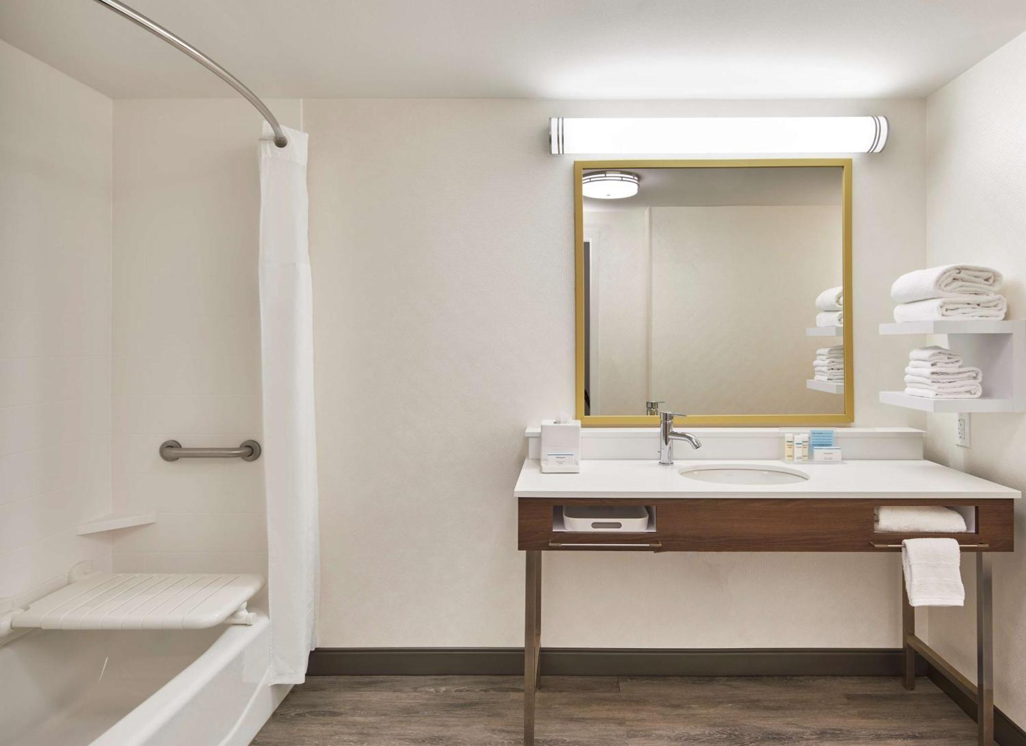 Hampton Inn & Suites Atlanta-Midtown, Ga Bagian luar foto